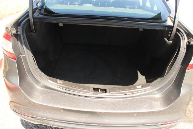 Ford Fusion 4dr Sdn SE FWD 2014
