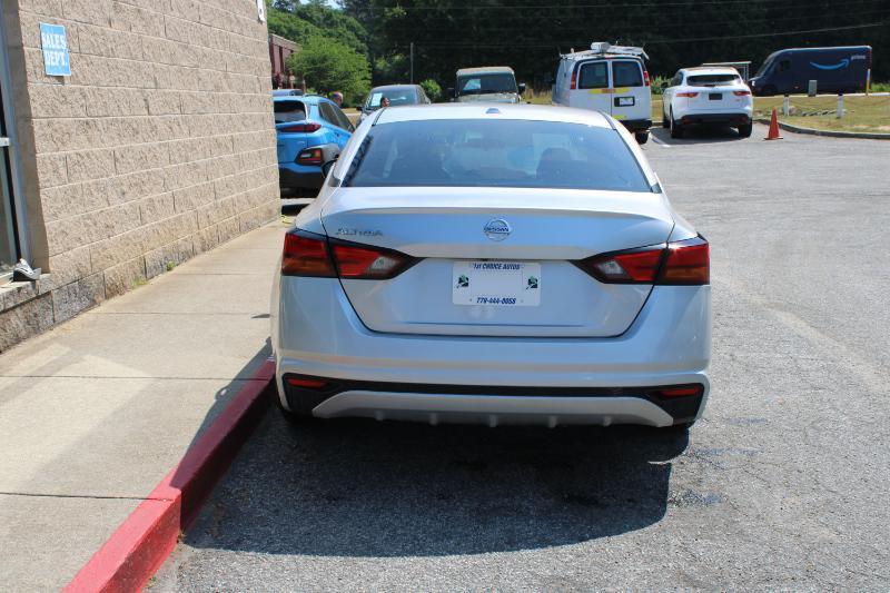 Nissan Altima 2.5 S Sedan 2020