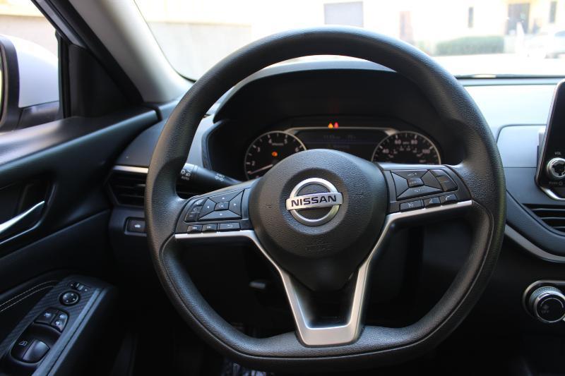 Nissan Altima 2.5 S Sedan 2020