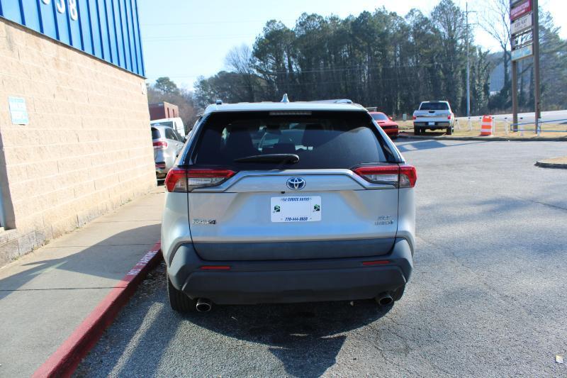 Toyota RAV4 Hybrid XLE AWD (Natl) 2021