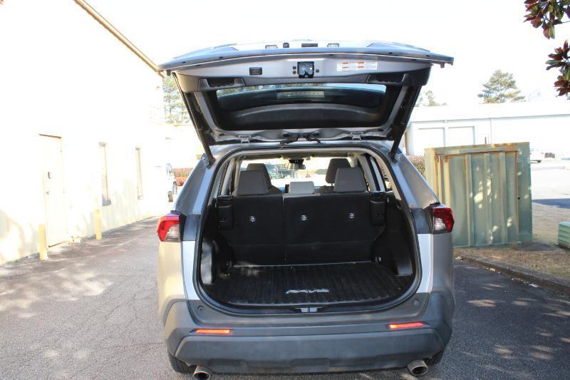 Toyota RAV4 Hybrid XLE AWD (Natl) 2021