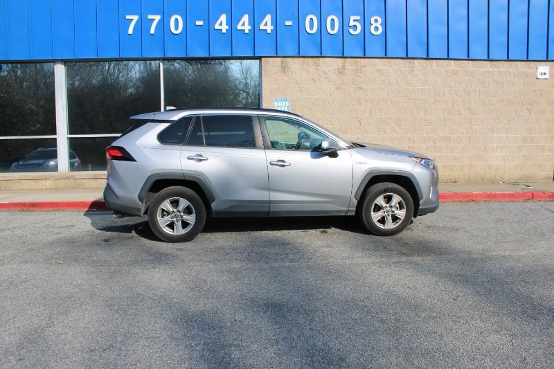 Toyota RAV4 Hybrid XLE AWD (Natl) 2021