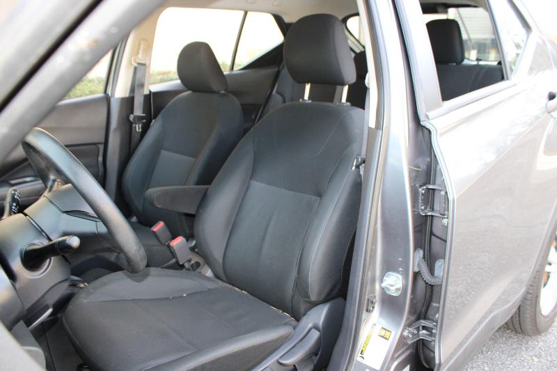 Nissan Kicks S FWD 2023