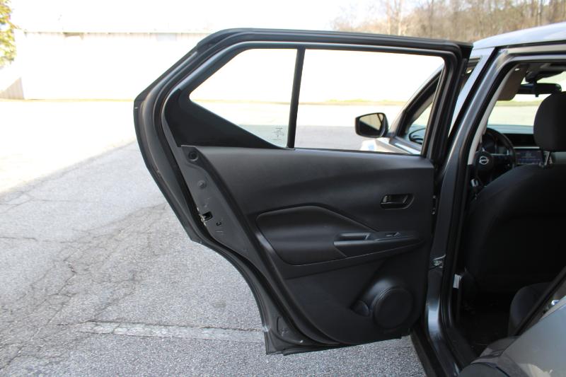 Nissan Kicks S FWD 2023