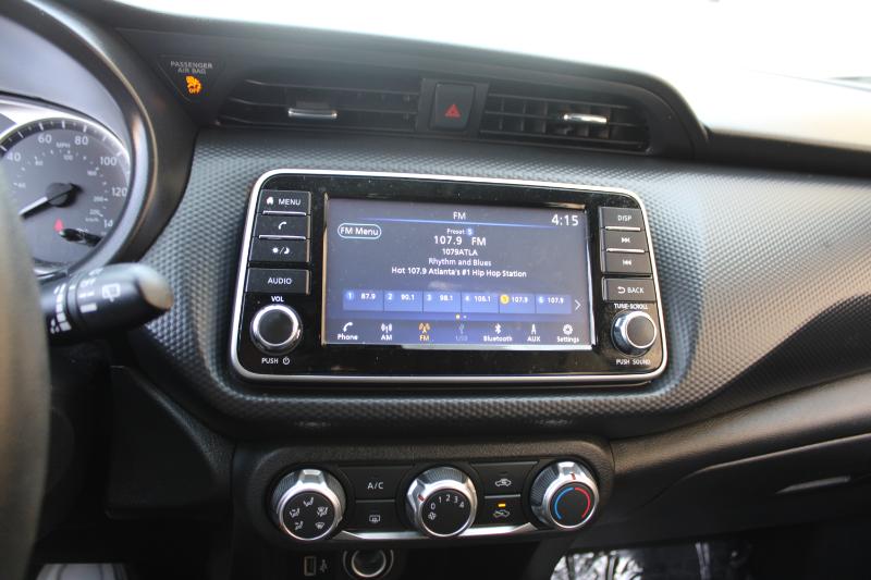 Nissan Kicks S FWD 2023