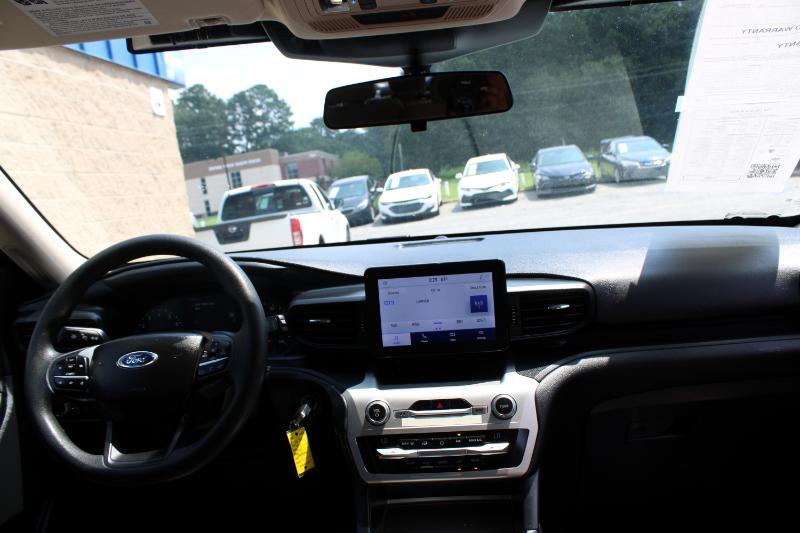 2021 Ford Explorer Base photo 4
