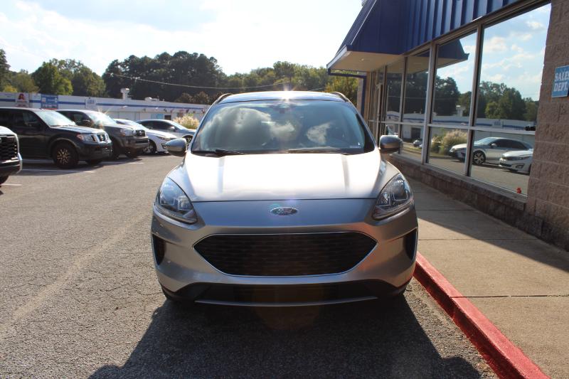 2021 Ford Escape SE photo 5