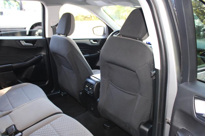 2021 Ford Escape SE photo 28