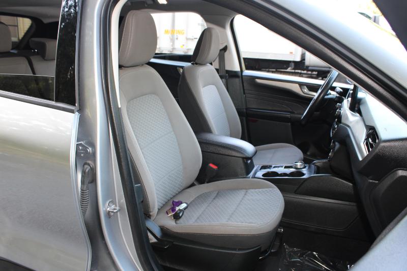 2021 Ford Escape SE photo 33