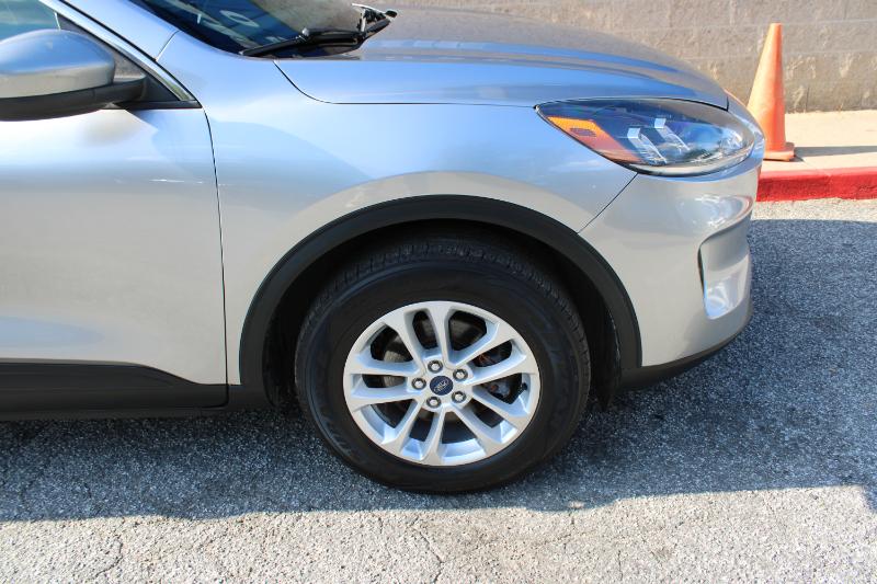 2021 Ford Escape SE photo 10