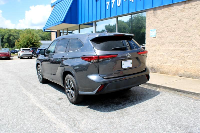 2020 Toyota Highlander XLE photo 4