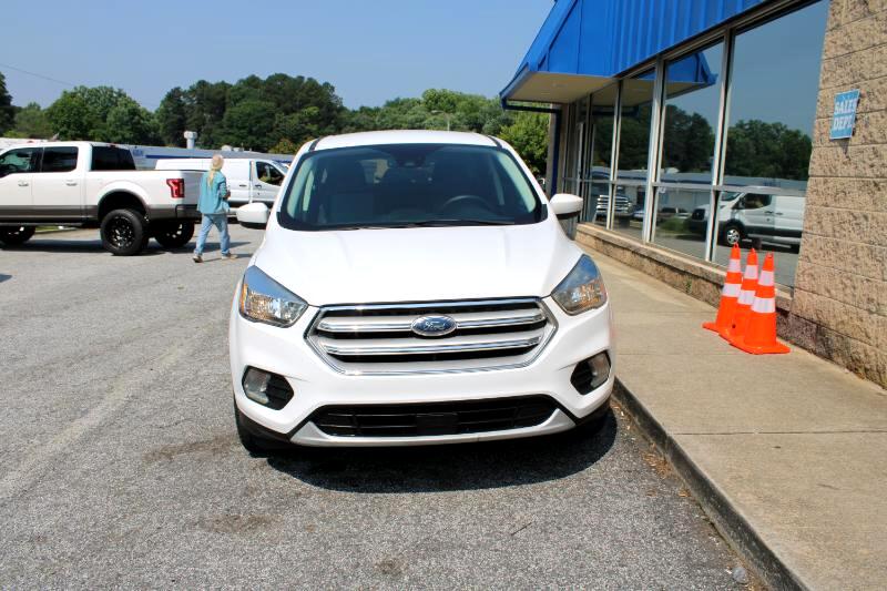 2018 Ford Escape SE photo 2