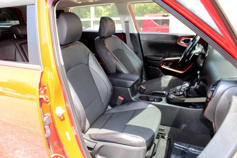 2020 Kia Soul GT-Line Turbo photo 9