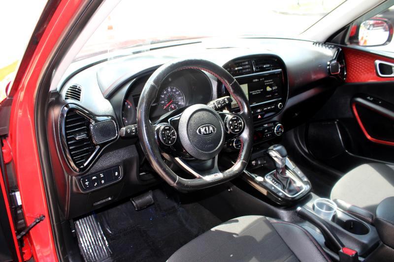2020 Kia Soul GT-Line Turbo photo 10