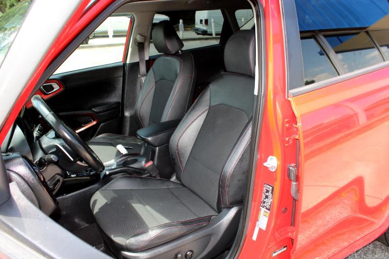 2020 Kia Soul GT-Line Turbo photo 11