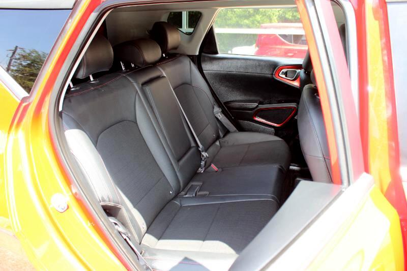 2020 Kia Soul GT-Line Turbo photo 12