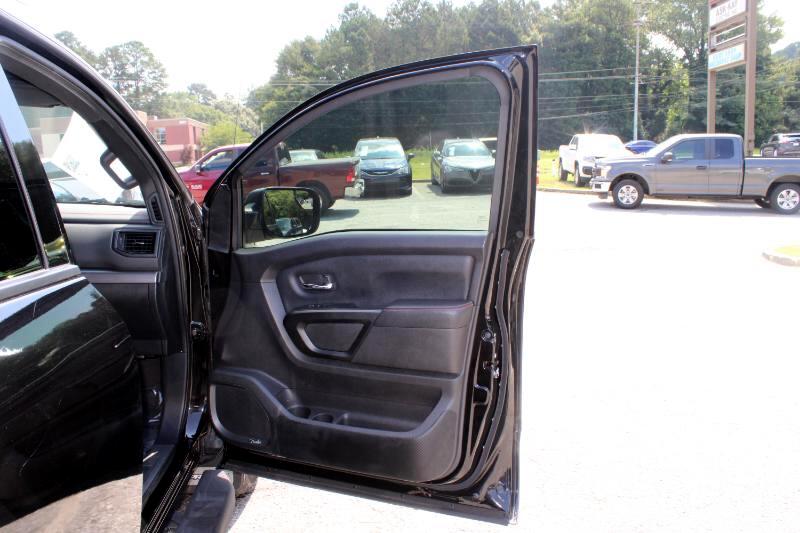 Nissan Titan 4x4 Crew Cab PRO-4X 2021