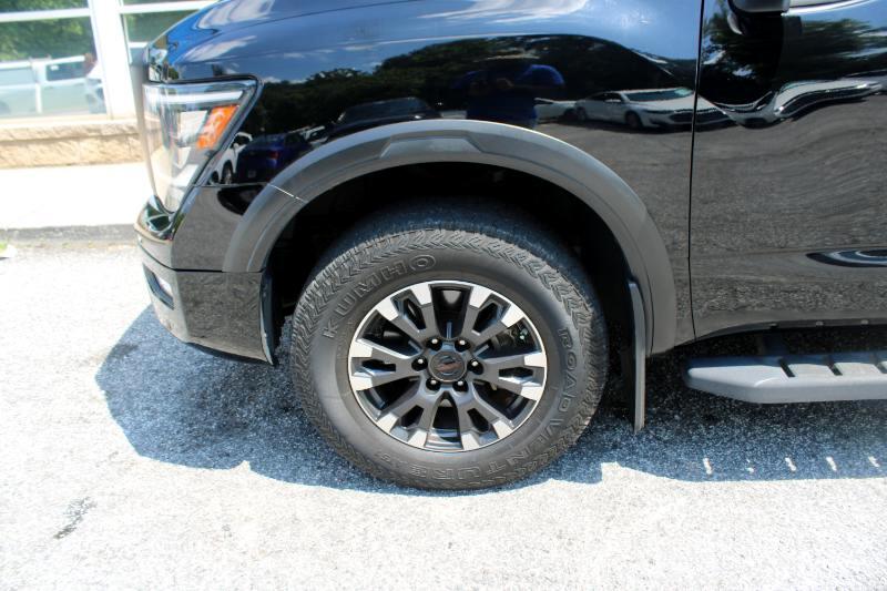 Nissan Titan 4x4 Crew Cab PRO-4X 2021