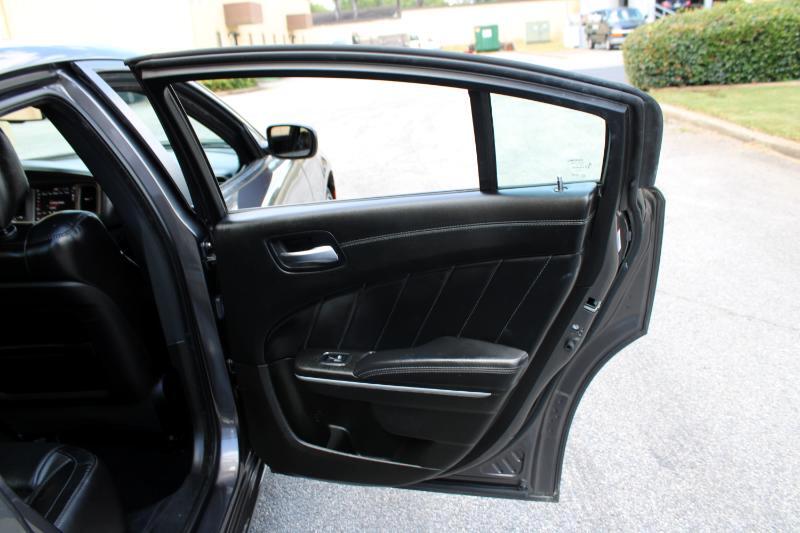 2023 Dodge Charger SXT photo 17