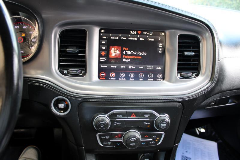 2023 Dodge Charger SXT photo 21
