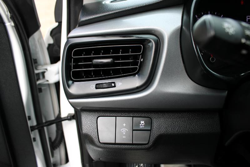 2023 Kia Rio S photo 22