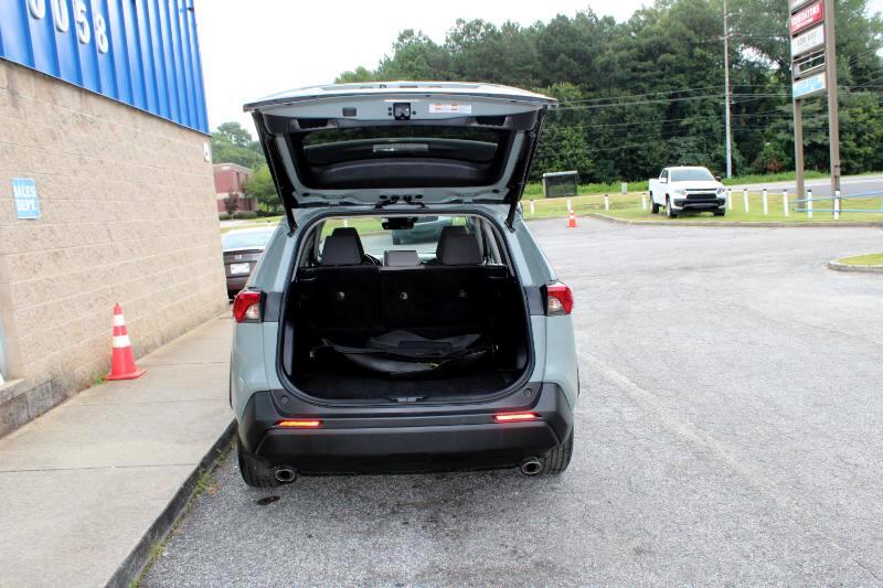 2019 Toyota RAV4 Hybrid XLE photo 14