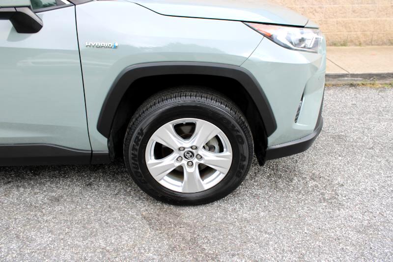 2019 Toyota RAV4 Hybrid XLE photo 21
