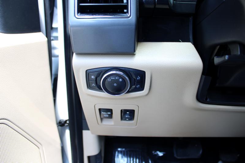 2020 Ford F-150 XLT photo 22