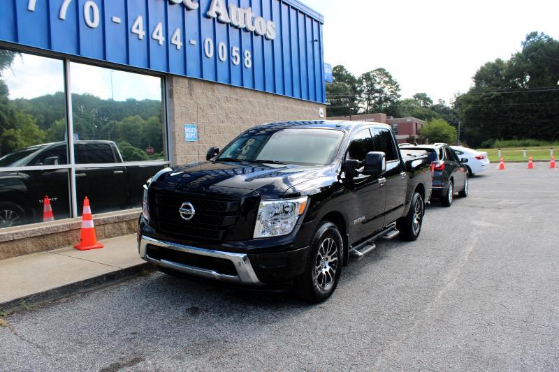 2021 Nissan Titan Crew Cab SV photo 2