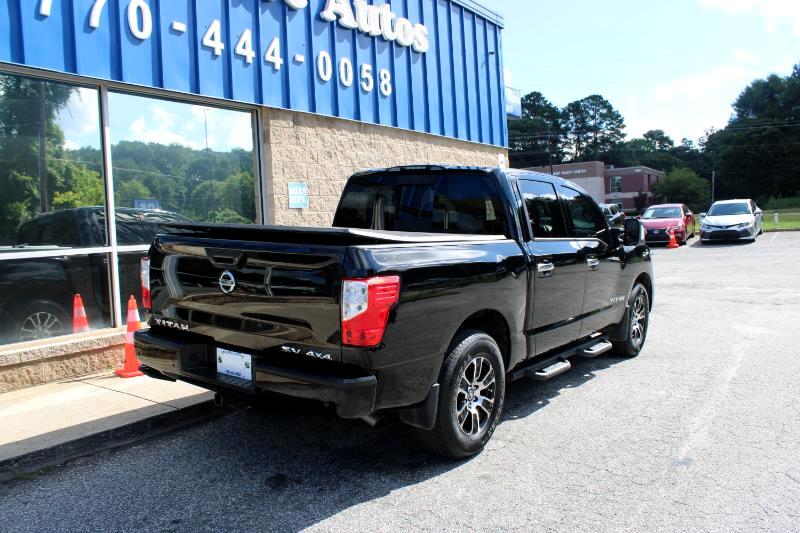 2021 Nissan Titan Crew Cab SV photo 3