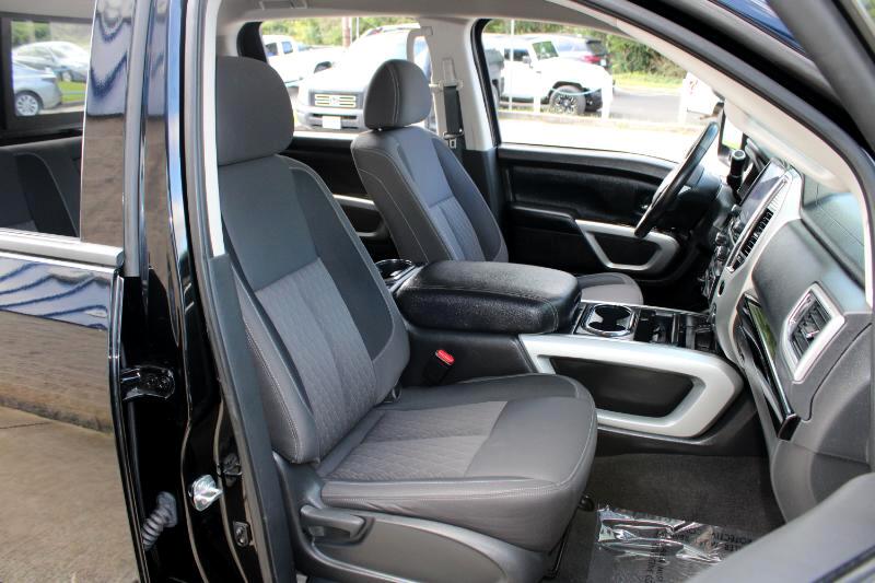 Nissan Titan 4x4 Crew Cab SV 2021