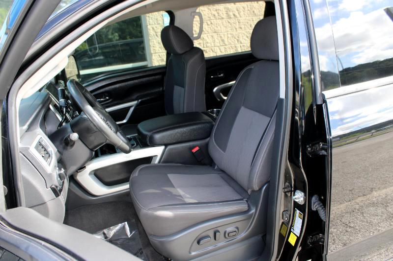 Nissan Titan 4x4 Crew Cab SV 2021