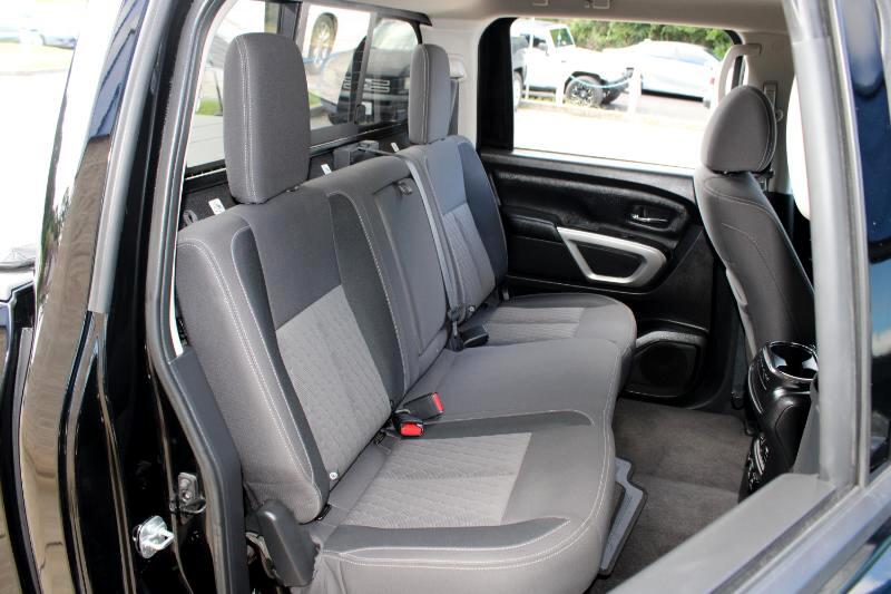 Nissan Titan 4x4 Crew Cab SV 2021