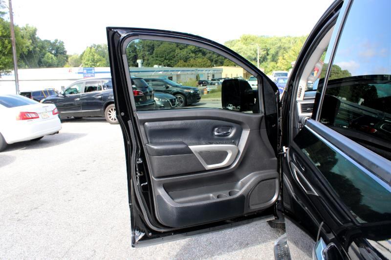 Nissan Titan 4x4 Crew Cab SV 2021