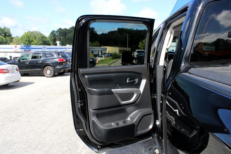 Nissan Titan 4x4 Crew Cab SV 2021