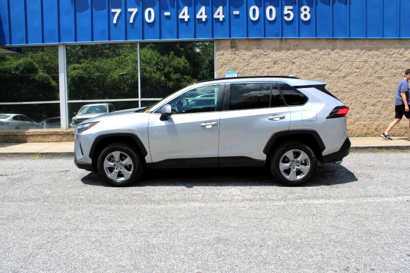Toyota RAV4 Hybrid LE AWD (Natl) 2023