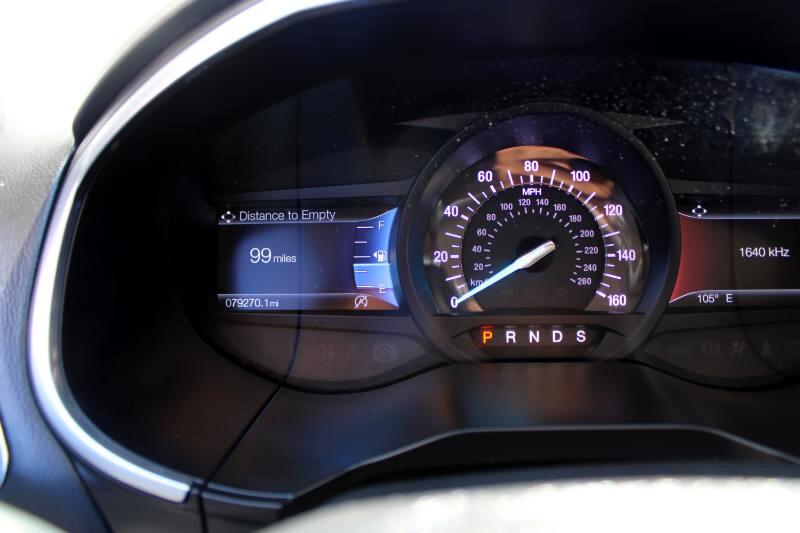 2019 Ford Edge Titanium photo 25