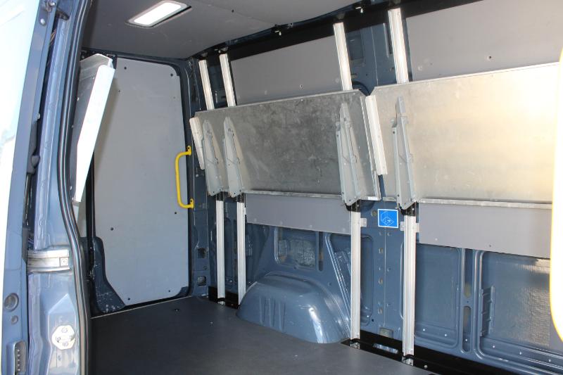 Mercedes-Benz Sprinter Van 2500 Standard Roof V6 144" RWD 2019