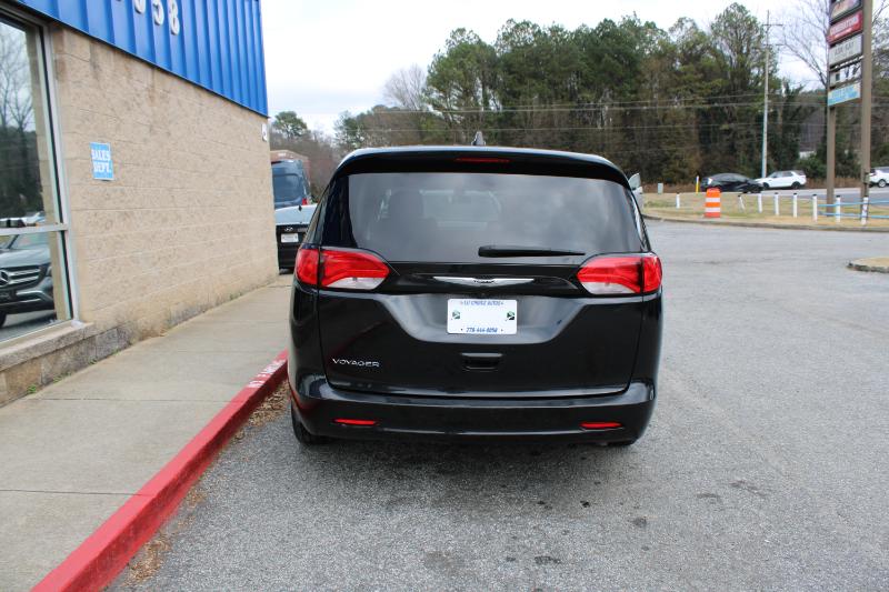 Chrysler Voyager LX FWD 2022