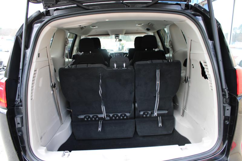 Chrysler Voyager LX FWD 2022