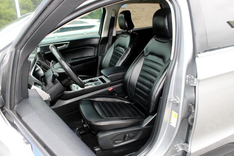 2021 Ford Edge ST-Line photo 9