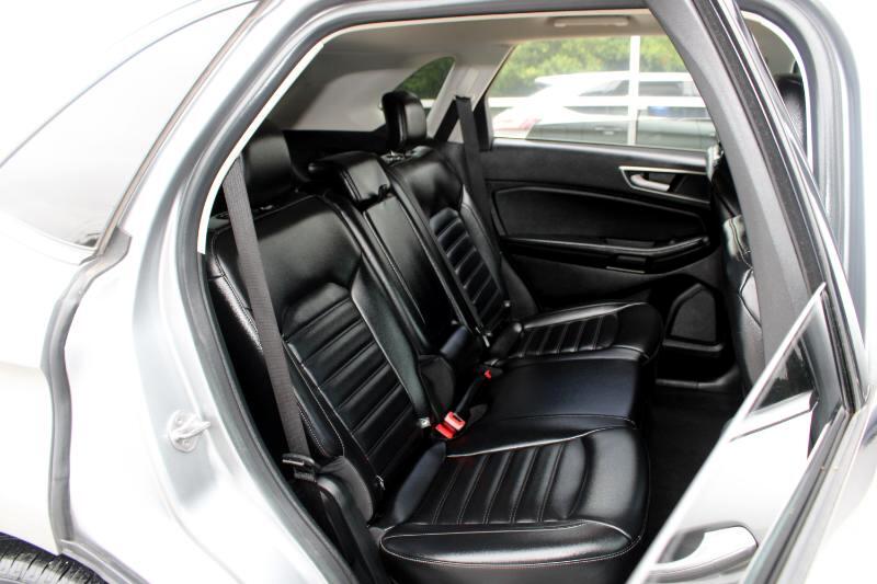 2021 Ford Edge ST-Line photo 10