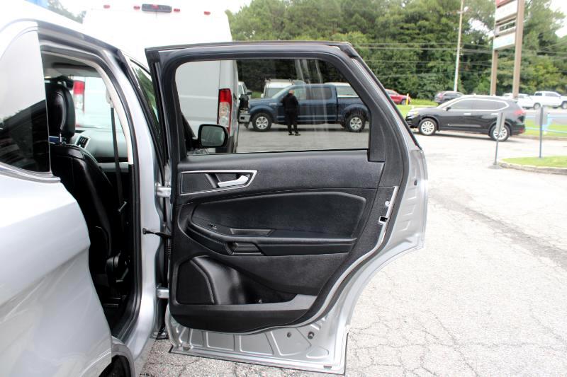 2021 Ford Edge ST-Line photo 19