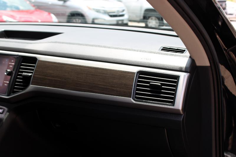 Volkswagen Atlas 3.6L V6 SE w/Technology FWD 2019