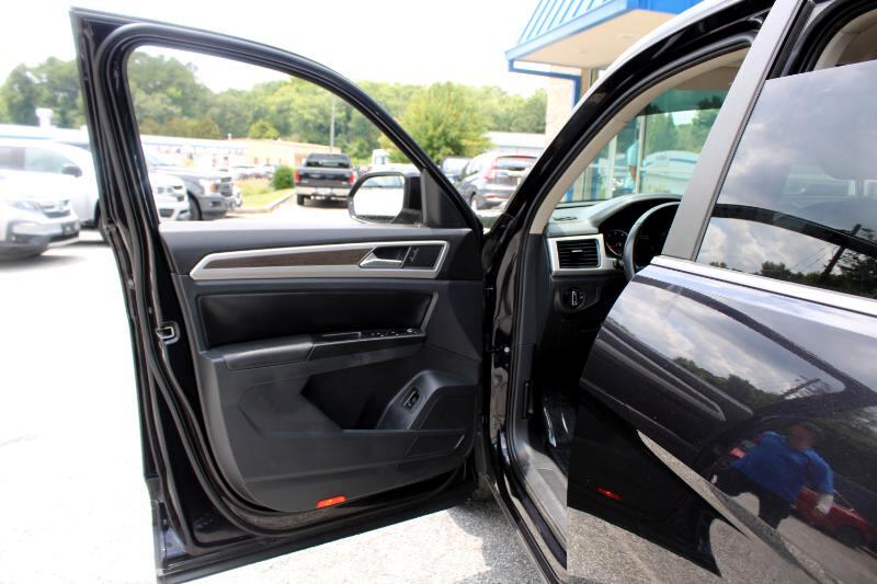 Volkswagen Atlas 3.6L V6 SE w/Technology FWD 2019