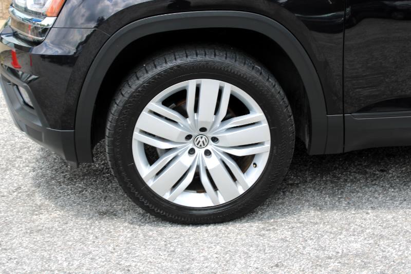 Volkswagen Atlas 3.6L V6 SE w/Technology FWD 2019