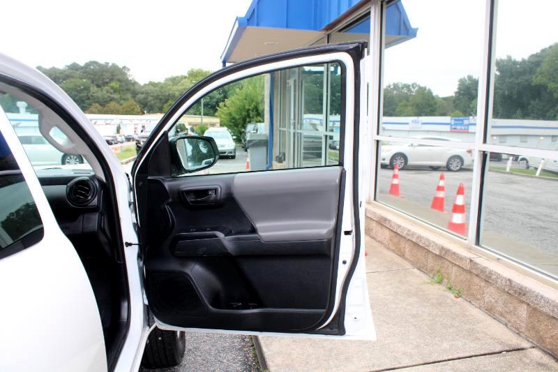 Toyota Tacoma 2WD SR Access Cab 6' Bed I4 AT (Natl) 2020