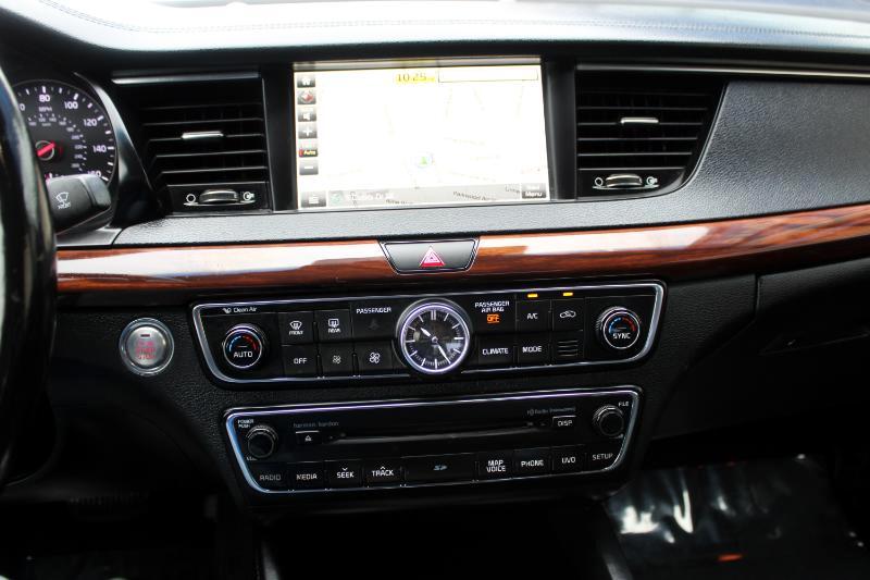 Kia Cadenza Technology Sedan 2017