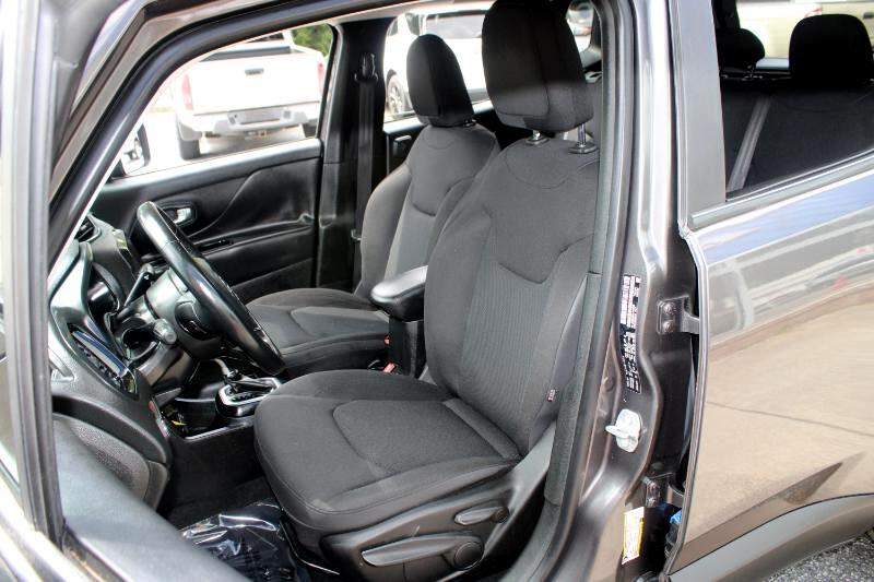 2018 Jeep Renegade Latitude North Edition photo 12