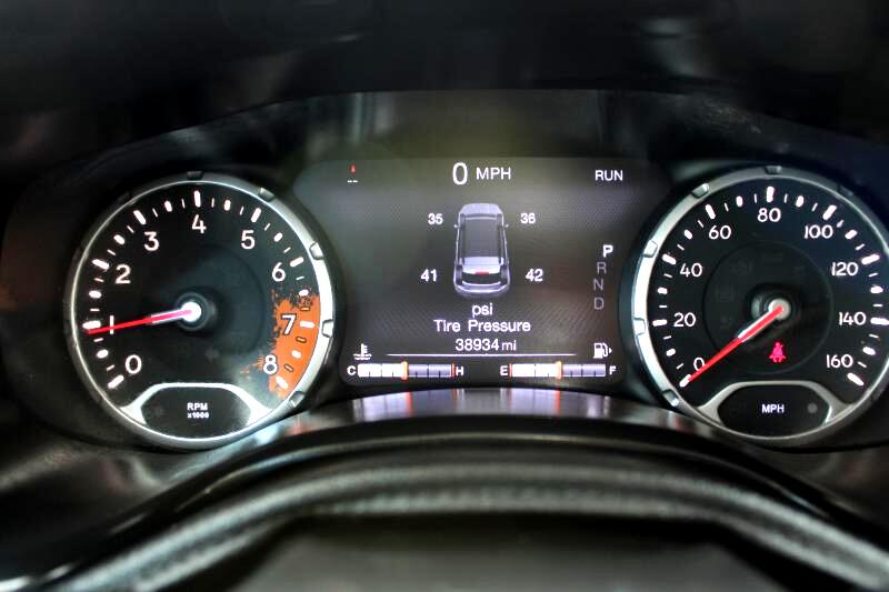 2018 Jeep Renegade Latitude North Edition photo 24